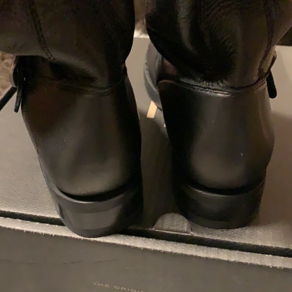 NEW- FRYE Leather Motto Boots ♥️❤️ - Picture 3 of 9